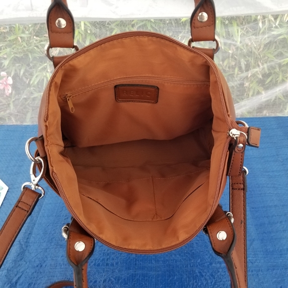 Relic Leather Purse - Convertible with extra strap included - Picture 3 of 5